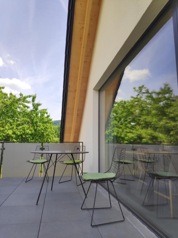 Ferienwohnungen Und Zimmer In Reutlingen-Goenningen Buitenkant foto