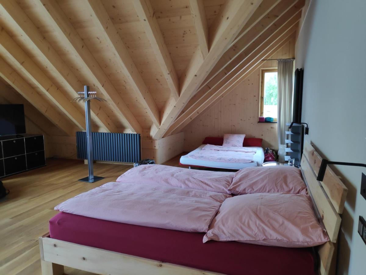 Ferienwohnungen Und Zimmer In Reutlingen-Goenningen Buitenkant foto