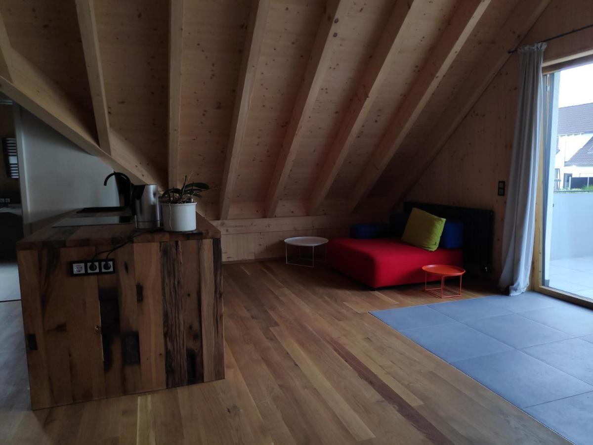 Ferienwohnungen Und Zimmer In Reutlingen-Goenningen Buitenkant foto